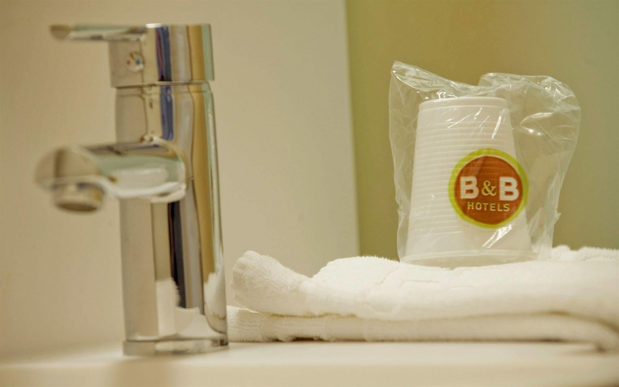 B&B Hotel Chateauroux Déols Eksteriør bilde